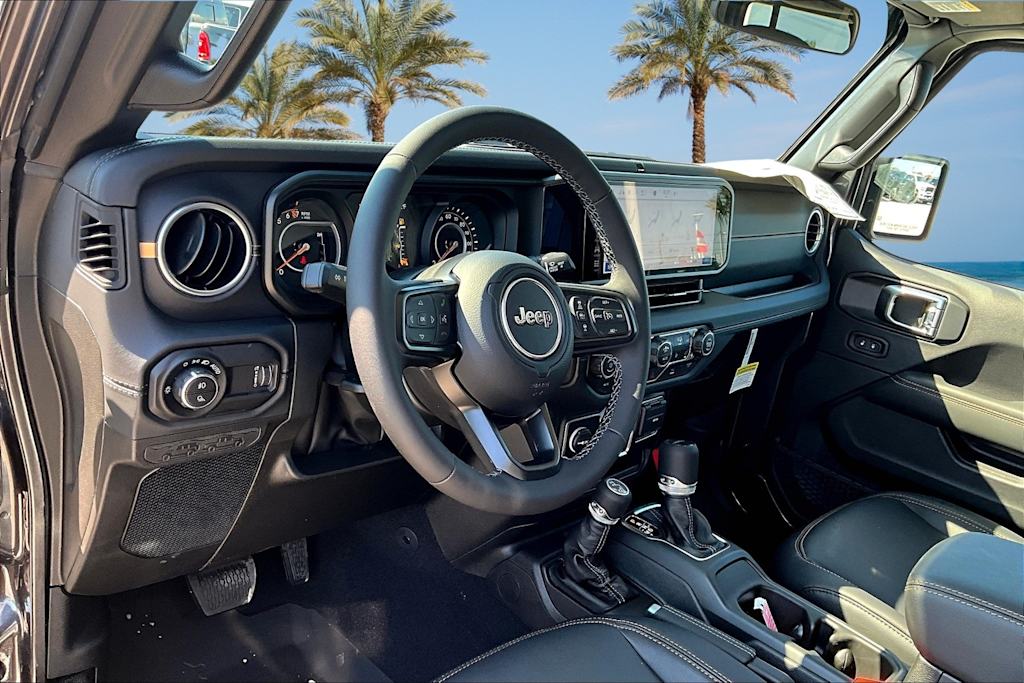 Thumbnail: 2025 Jeep Gladiator - 2