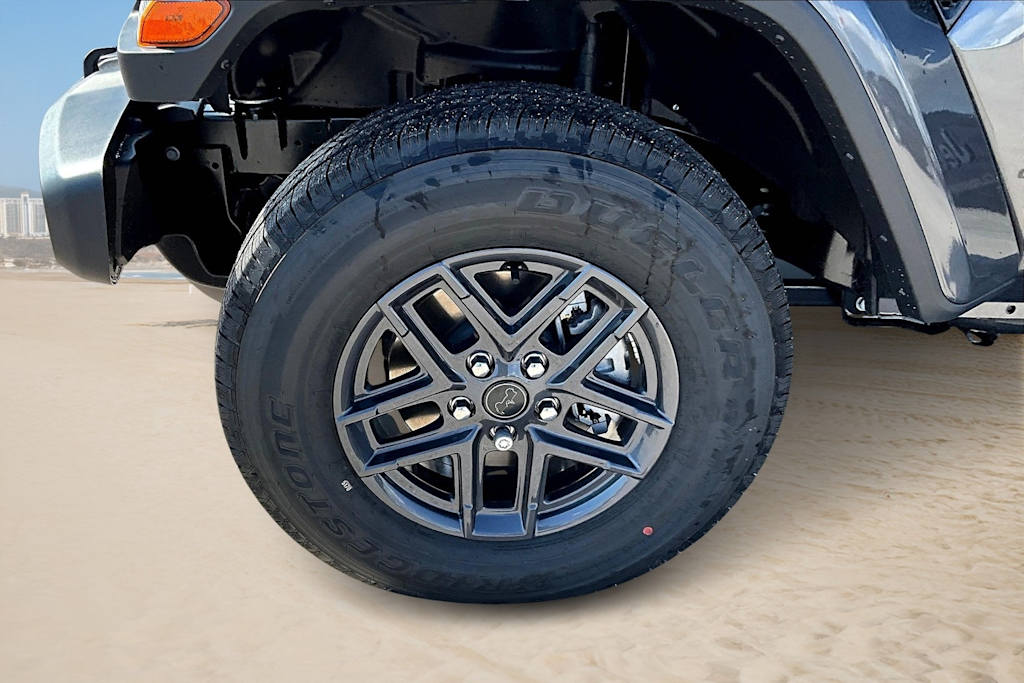 Thumbnail: 2025 Jeep Gladiator - 7