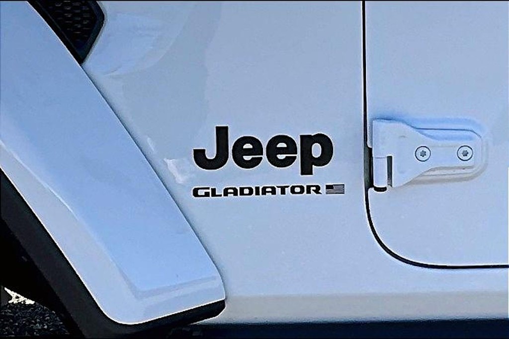 Thumbnail: 2025 Jeep Gladiator - 7
