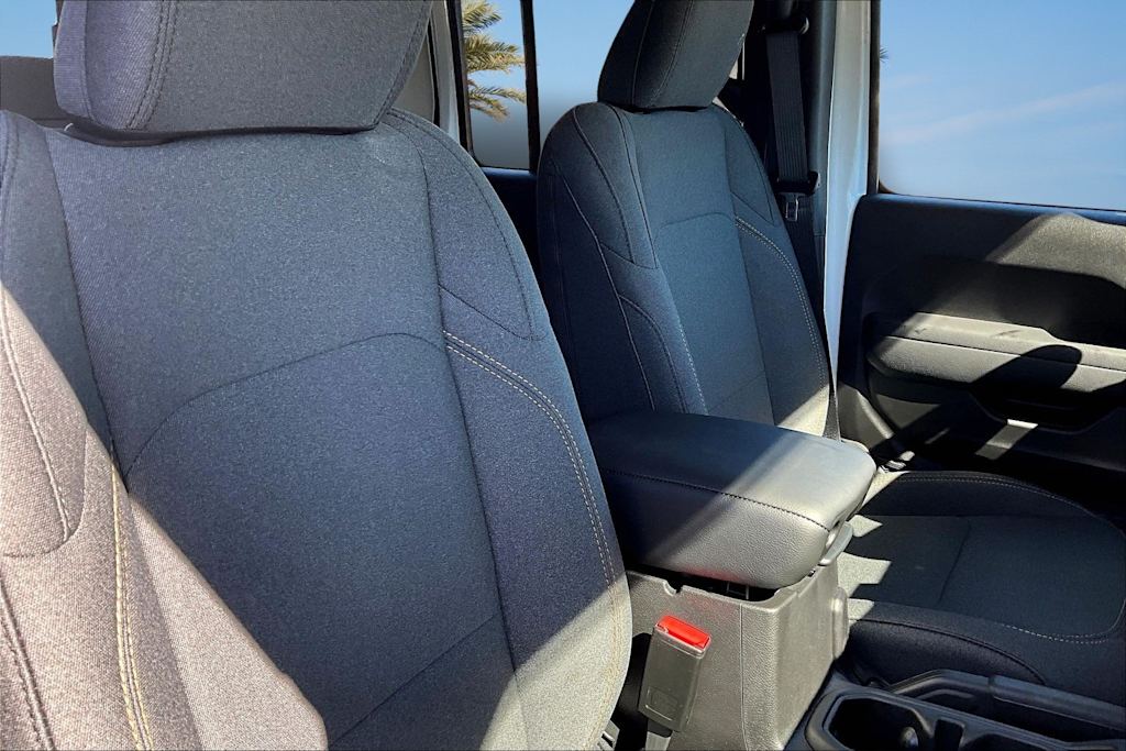 Thumbnail: 2025 Jeep Gladiator - 12