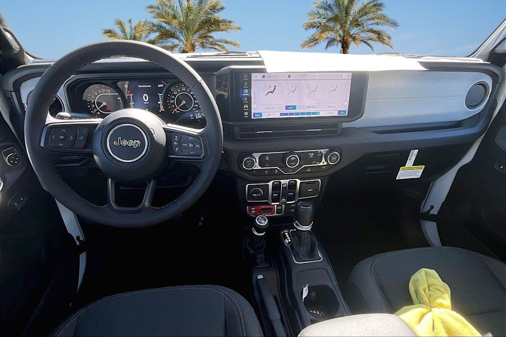 Thumbnail: 2025 Jeep Gladiator - 10