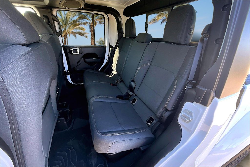 Thumbnail: 2025 Jeep Gladiator - 20