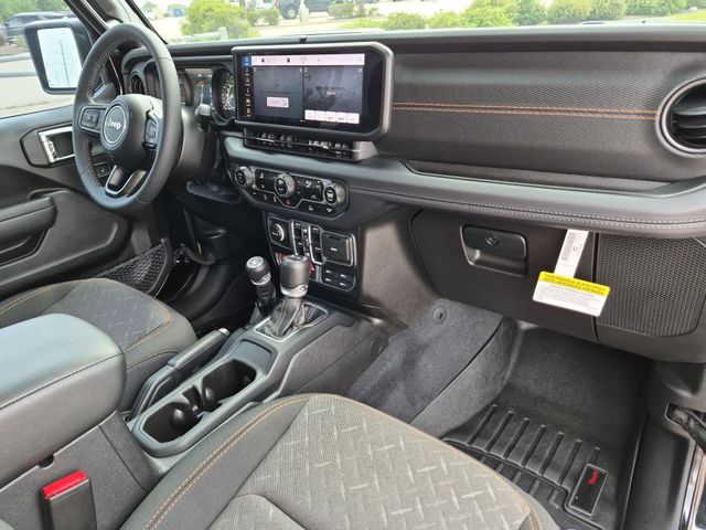 Thumbnail: 2025 Jeep Gladiator - 12