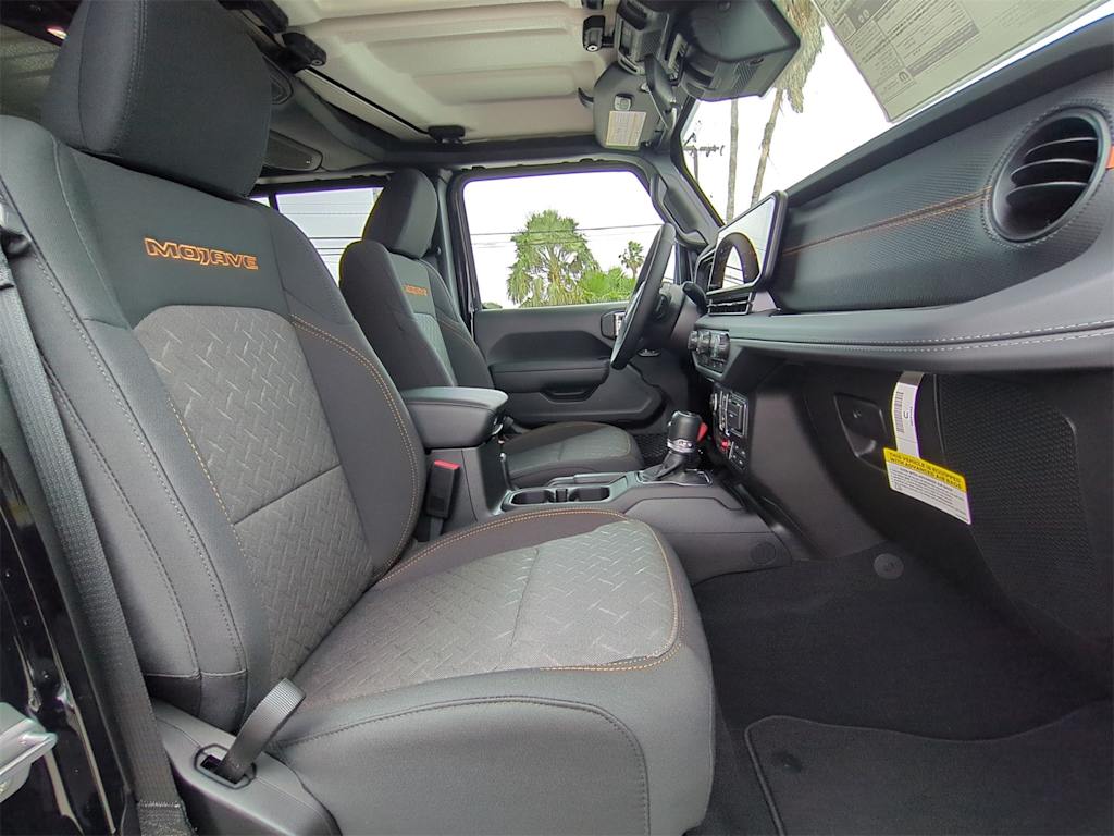 Thumbnail: 2025 Jeep Gladiator - 11