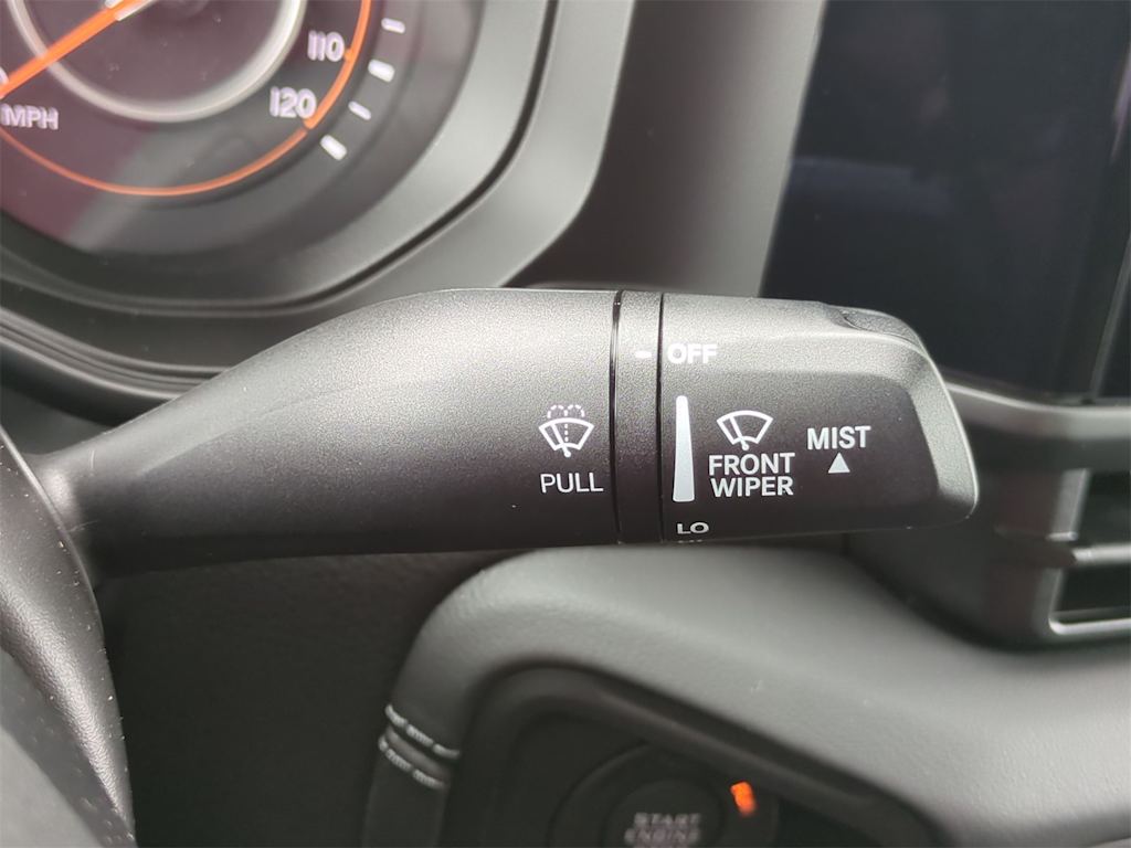 Thumbnail: 2025 Jeep Gladiator - 32