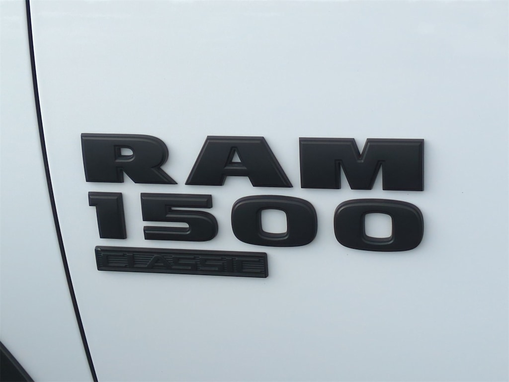 2024 RAM 1500 Warlock 25