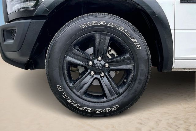 Thumbnail: 2024 RAM 1500 - 8