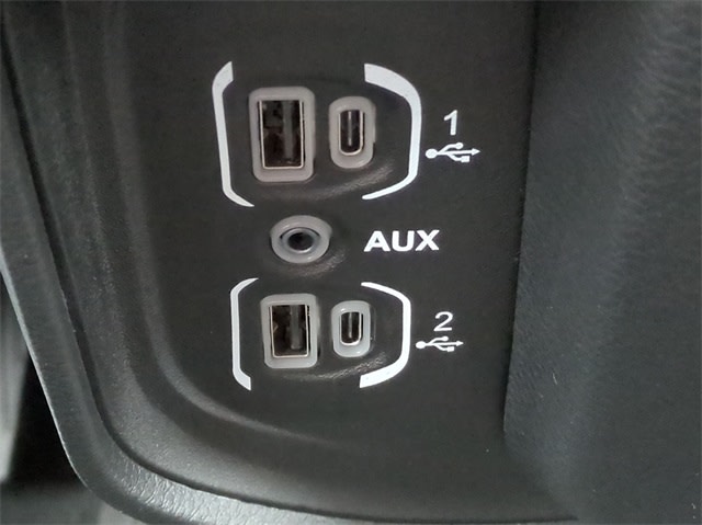 2023 RAM 1500 Tradesman 33