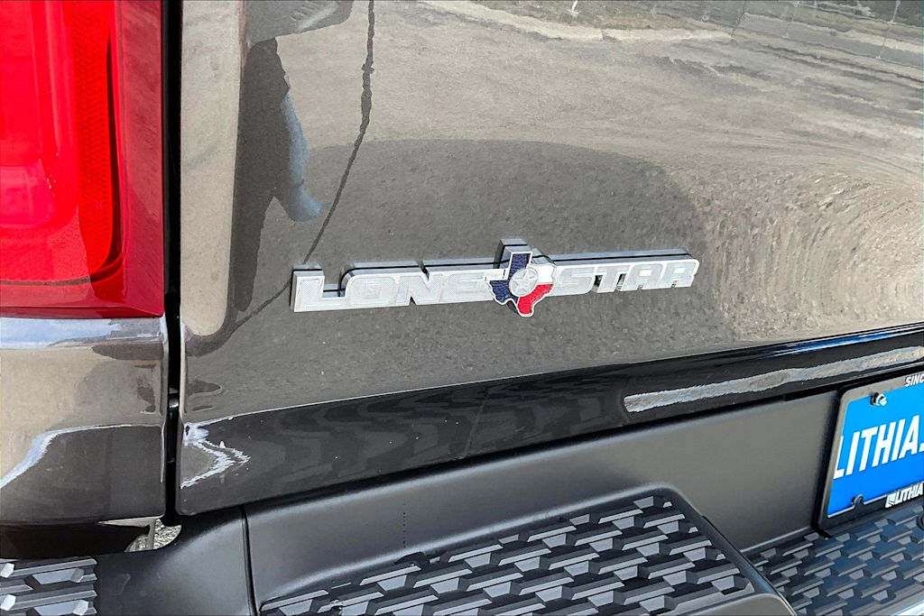 Thumbnail: 2026 RAM 1500 - 6