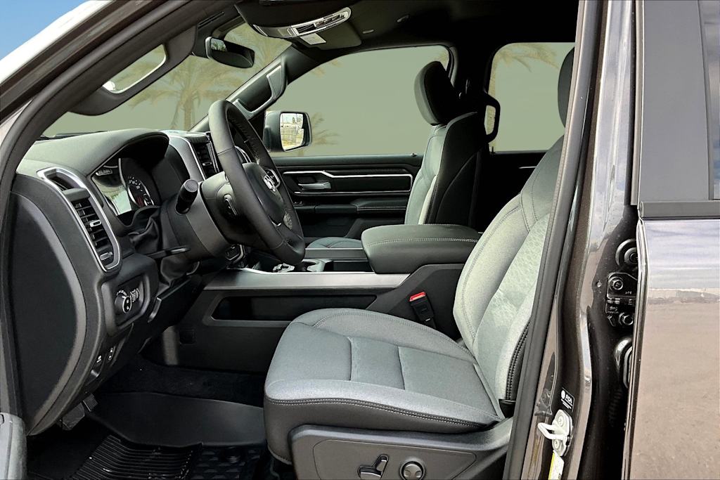 Thumbnail: 2026 RAM 1500 - 10