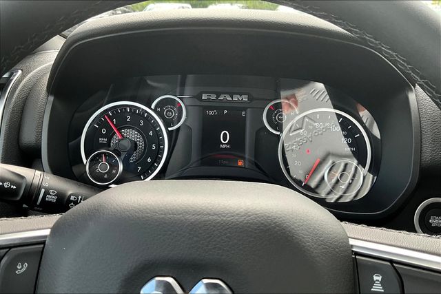 Thumbnail: 2026 RAM 1500 - 17