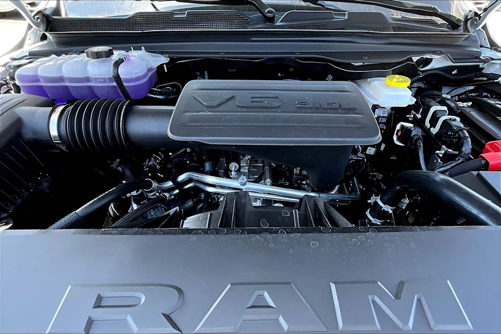 Thumbnail: 2025 RAM 1500 - 9