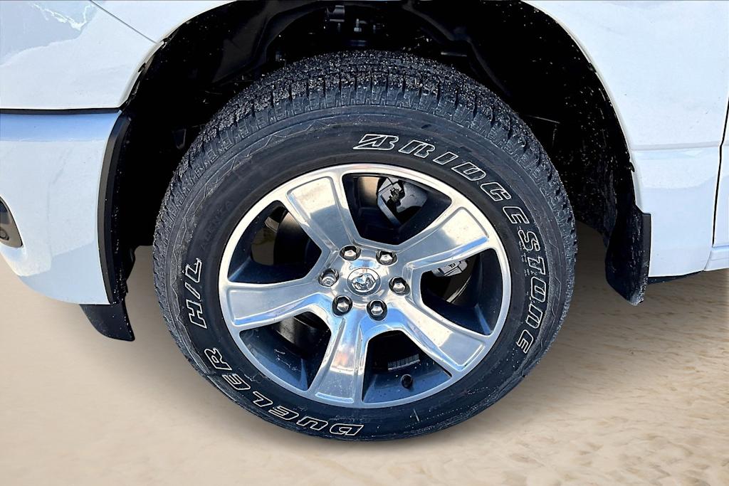 Thumbnail: 2025 RAM 1500 - 8