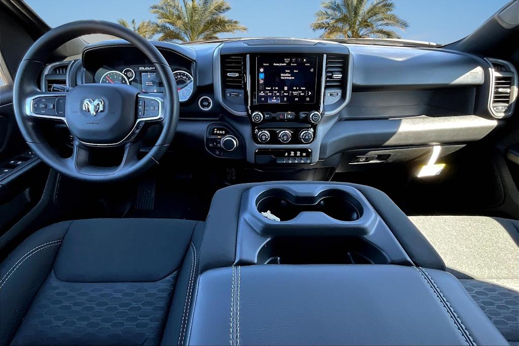 Thumbnail: 2025 RAM 1500 - 10