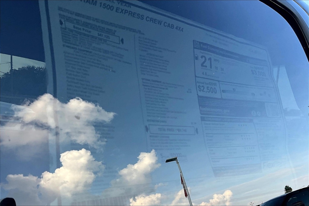 Thumbnail: 2025 RAM 1500 - 21