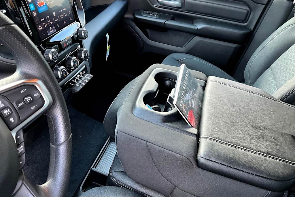 Thumbnail: 2025 RAM 1500 - 19