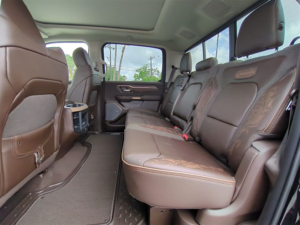 Thumbnail: 2025 RAM 1500 - 29