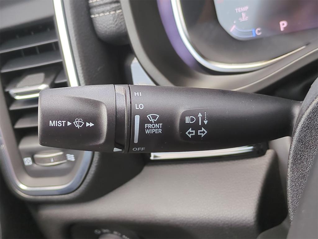 Thumbnail: 2025 RAM 1500 - 32