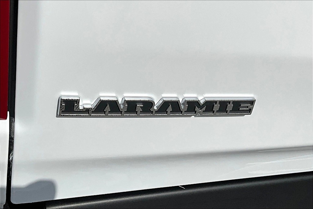 Thumbnail: 2026 RAM 1500 - 7