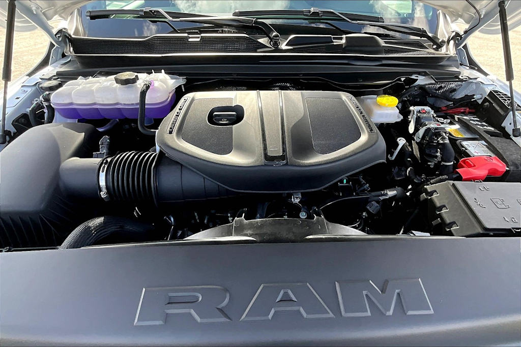 Thumbnail: 2026 RAM 1500 - 9