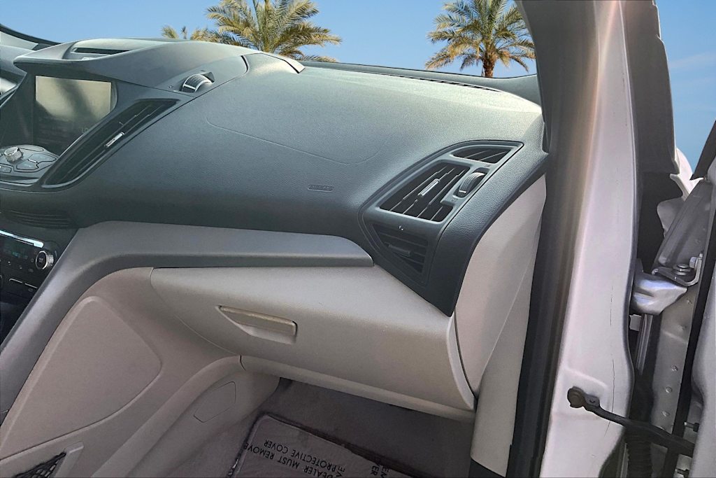 Thumbnail: 2015 Ford Escape - 22