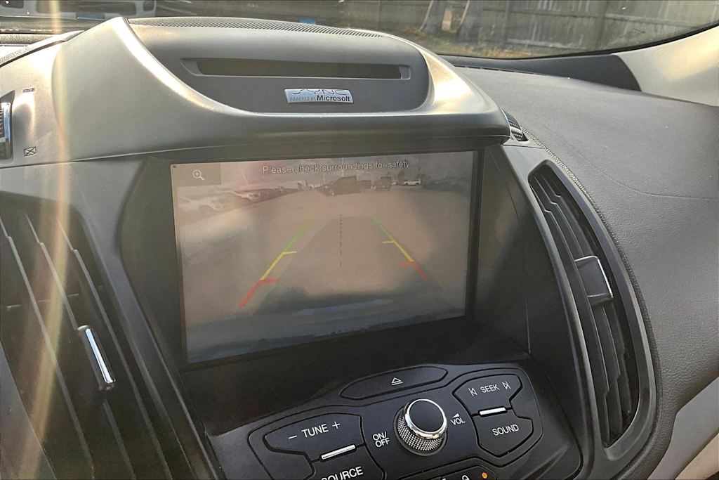 Thumbnail: 2015 Ford Escape - 15