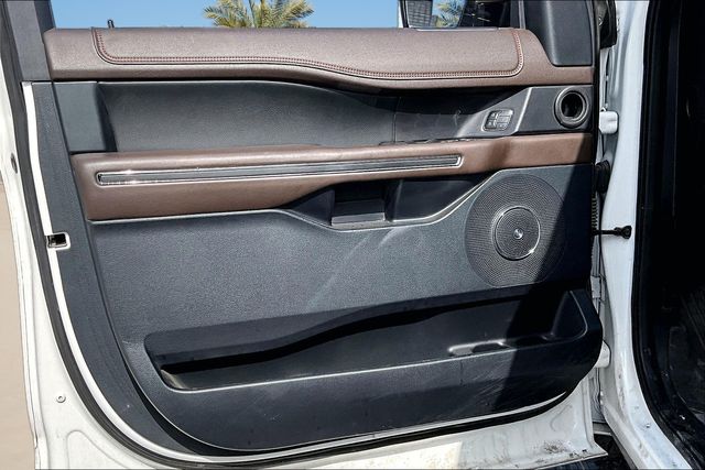 Thumbnail: 2020 Ford Expedition - 18