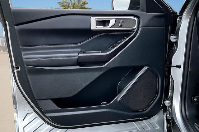 Thumbnail: 2020 Ford Explorer - 17