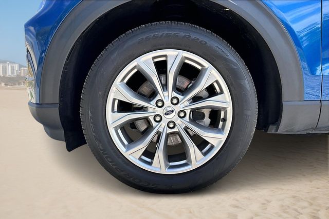 Thumbnail: 2023 Ford Explorer - 8