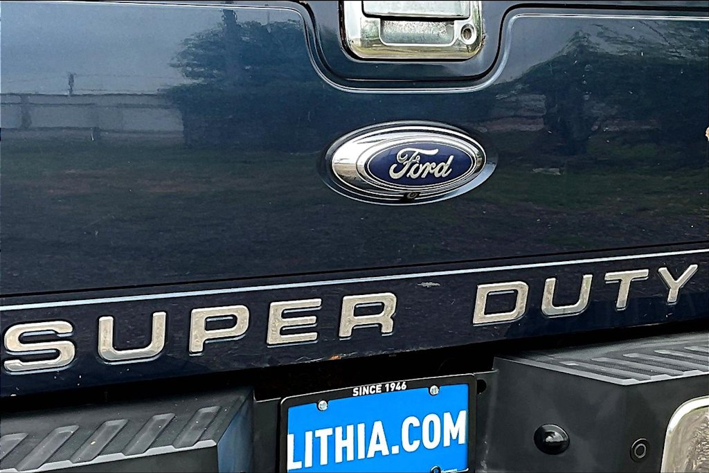 Thumbnail: 2015 Ford F-350 - 18
