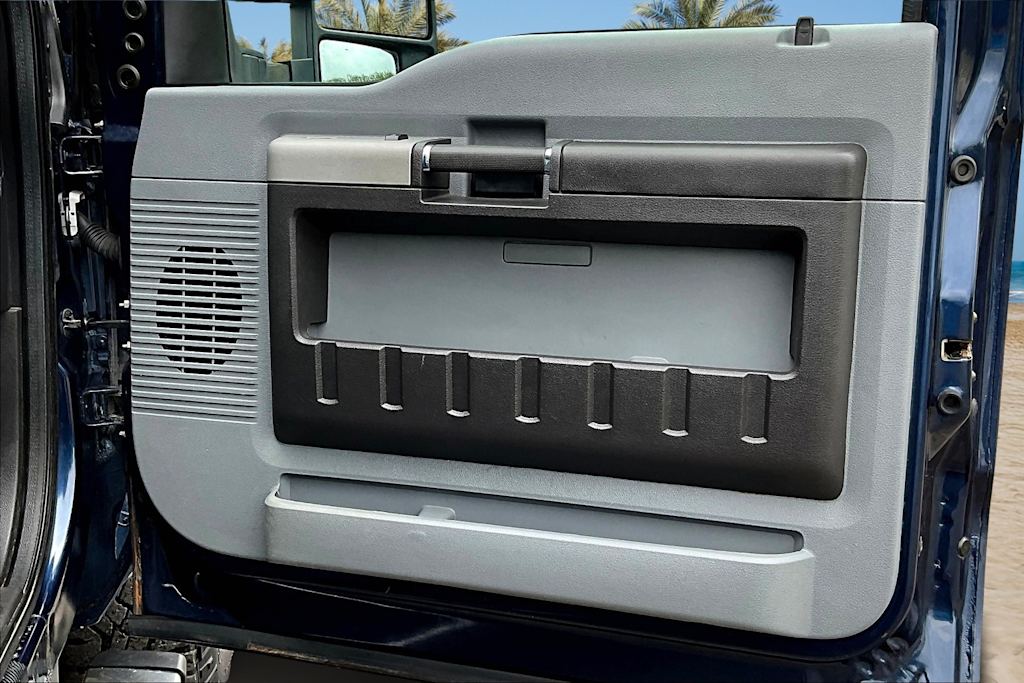 Thumbnail: 2015 Ford F-350 - 25