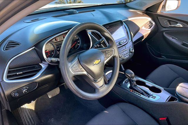 Thumbnail: 2024 Chevrolet Malibu - 2