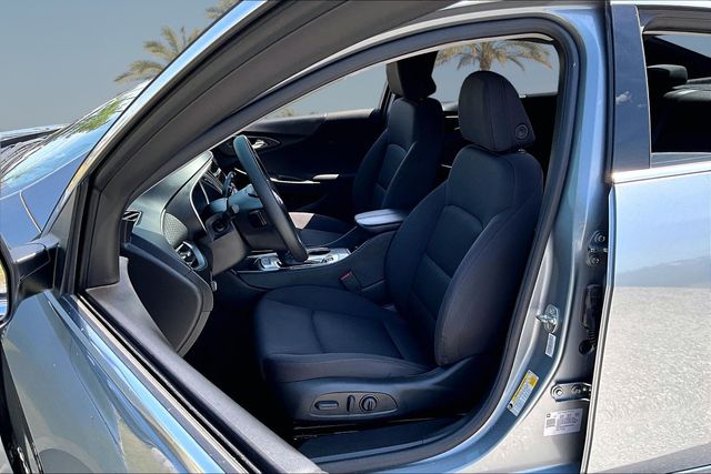 Thumbnail: 2024 Chevrolet Malibu - 10