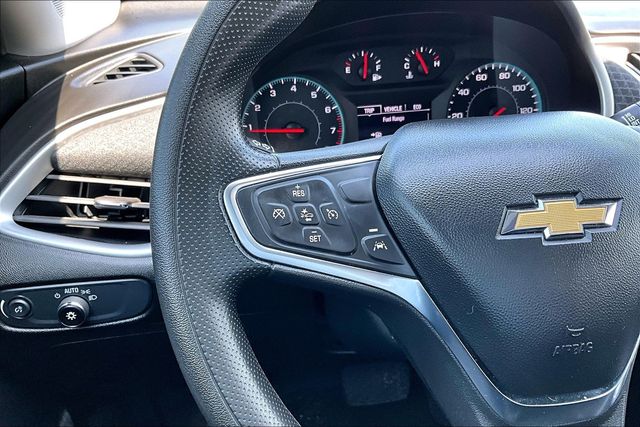 Thumbnail: 2024 Chevrolet Malibu - 22