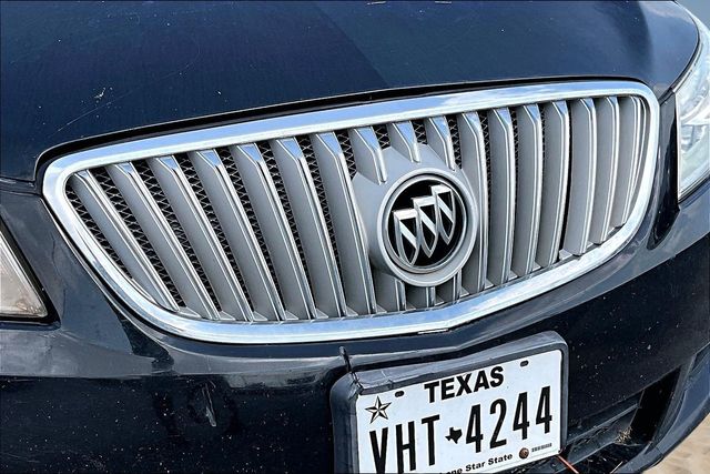 Thumbnail: 2011 Buick LaCrosse - 13