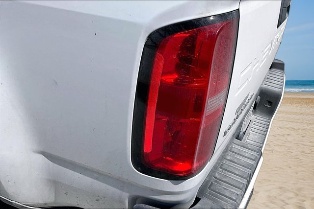 Thumbnail: 2021 Chevrolet Colorado - 18