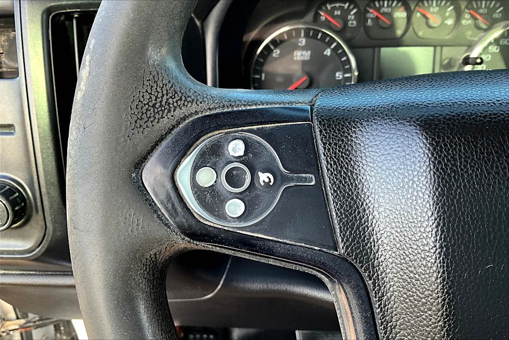 Thumbnail: 2015 Chevrolet Silverado 1500 - 22