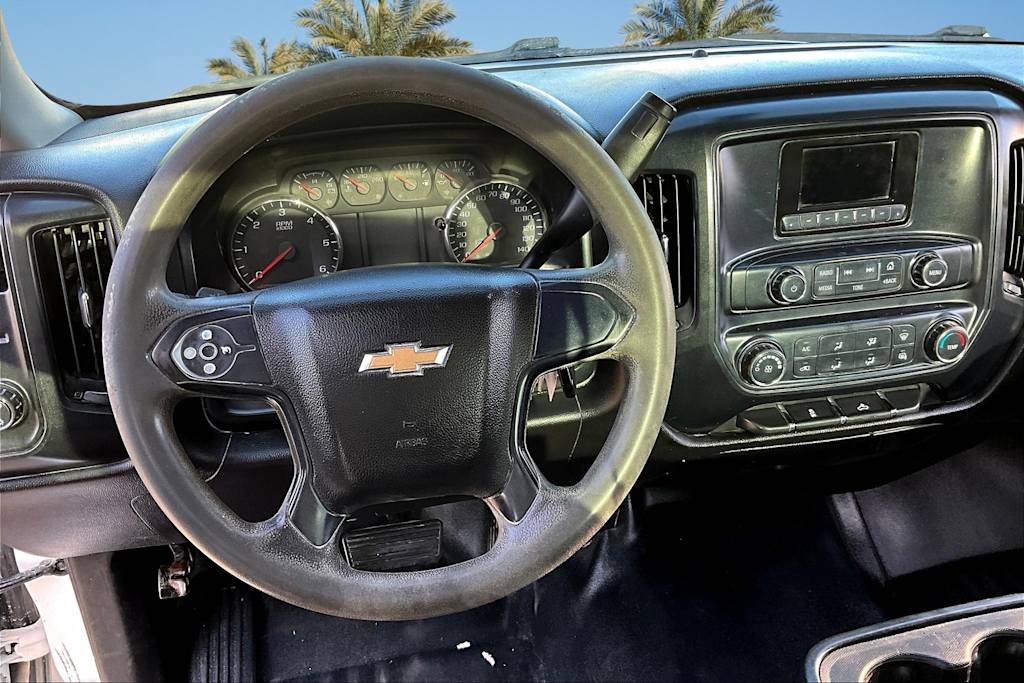 Thumbnail: 2015 Chevrolet Silverado 1500 - 13