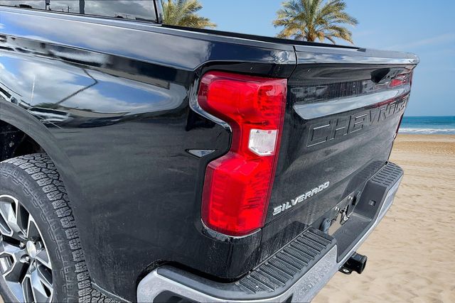 Thumbnail: 2022 Chevrolet Silverado 1500 - 21
