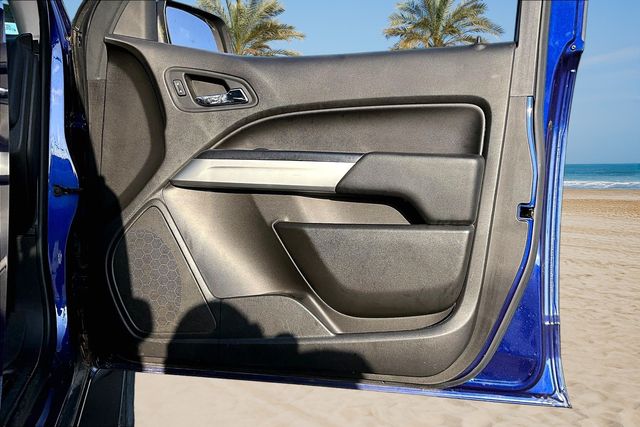 Thumbnail: 2016 Chevrolet Colorado - 18