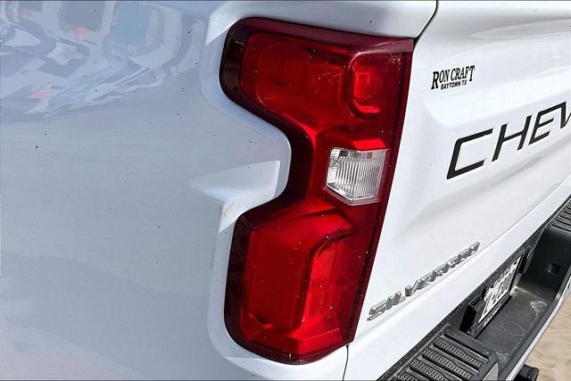 Thumbnail: 2026 Chevrolet Silverado 1500 - 21