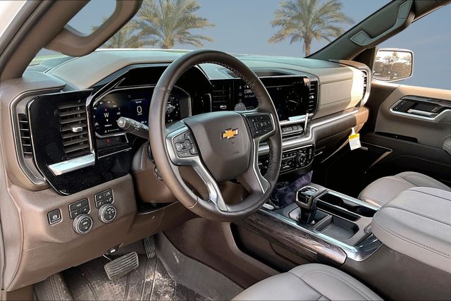 Thumbnail: 2026 Chevrolet Silverado 1500 - 2