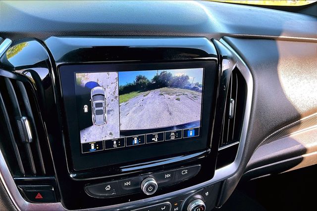 Thumbnail: 2023 Chevrolet Traverse - 25