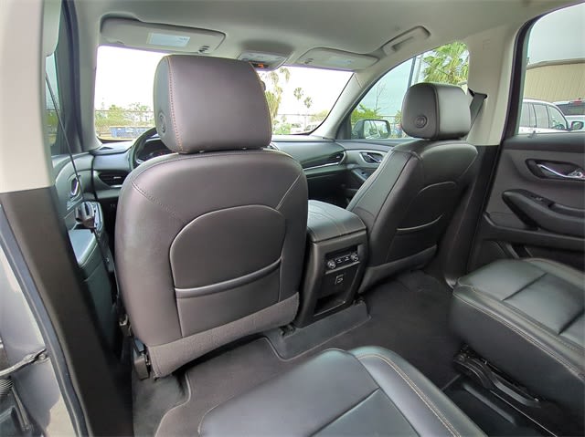 2021 Chevrolet Traverse LT 13