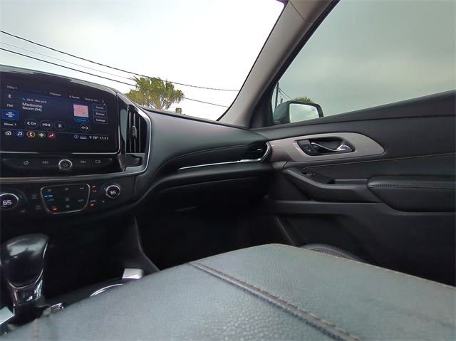 2021 Chevrolet Traverse LT 10