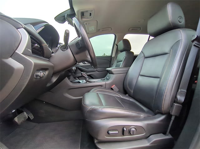 2021 Chevrolet Traverse LT 29