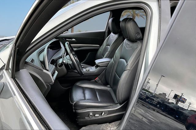 Thumbnail: 2024 Cadillac XT4 - 8