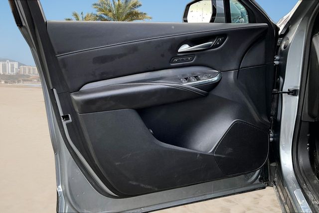 Thumbnail: 2024 Cadillac XT4 - 17