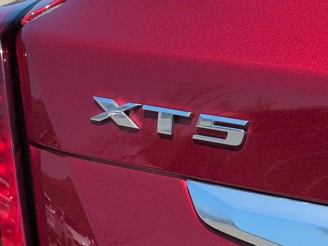 Thumbnail: 2024 Cadillac XT5 - 24