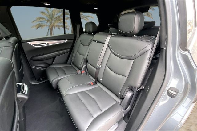 Thumbnail: 2022 Cadillac XT6 - 13